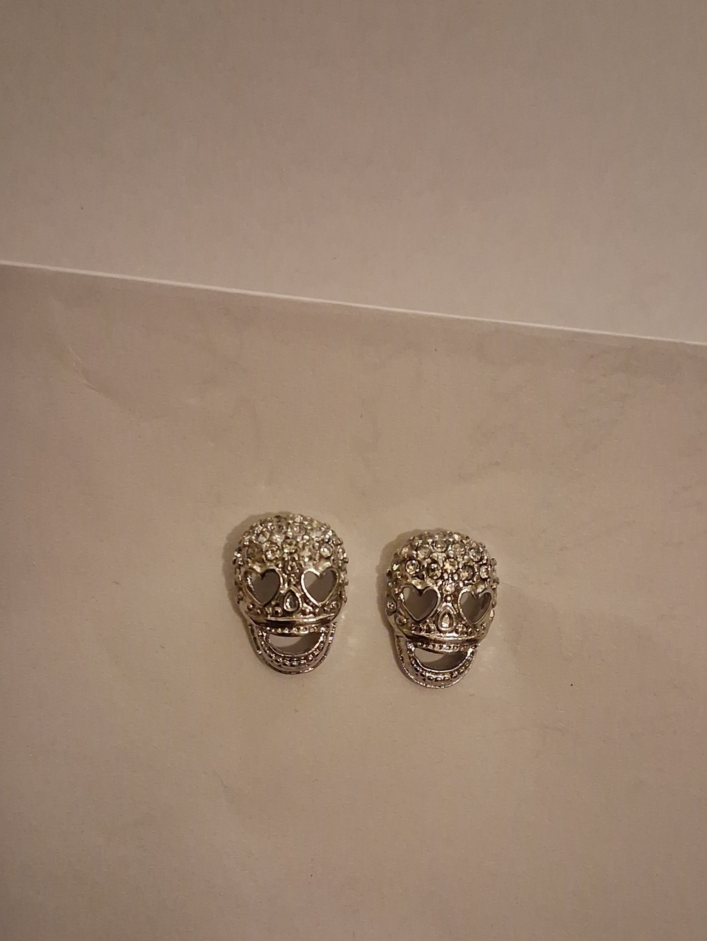 "Day of the Dead"/Halloween Silvertone Crystal Sugar Skull Pierced Earrings